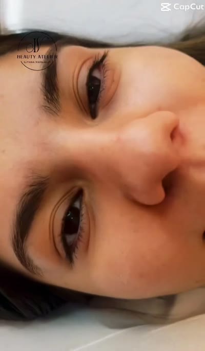 Ламиниране на вежди и поставяне на мигли — подчертай естествената си красота с перфектно оформени вежди и изразителен поглед