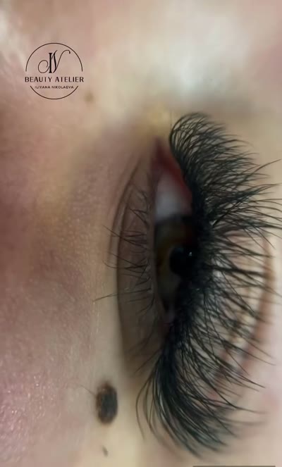 Поставяне на мигли — подчертан и изразителен поглед