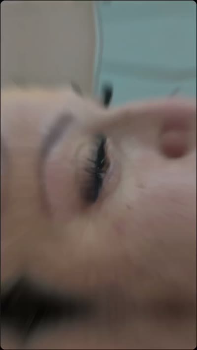 Да си булка е нещо специално, а миглите — онзи финален щрих, който прави погледа незабравим