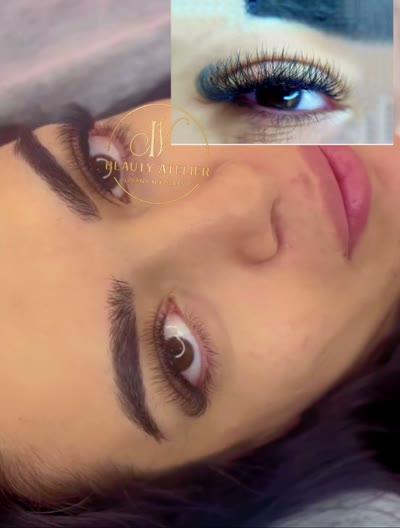 Поставяне на мигли — естествен обем