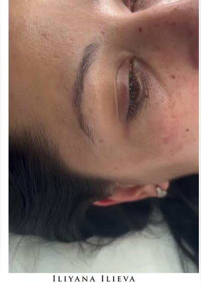 Микроблейдинг — всяка жена заслужава красиви вежди