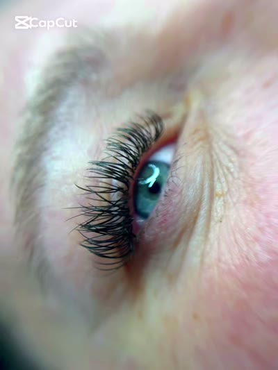 Обемни мигли — драматичен ефект