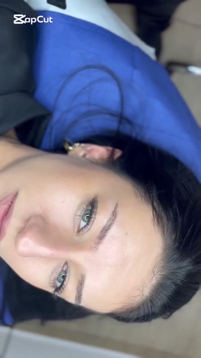 Микроблейдинг — радостта да се докосна до красиви души и да творя с вдъхновение